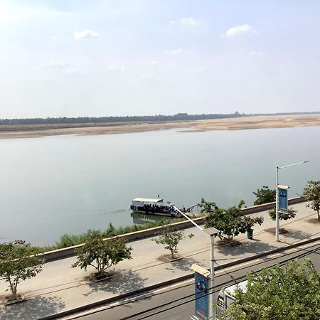Le Tonle Otel Kratie Dış mekan fotoğraf